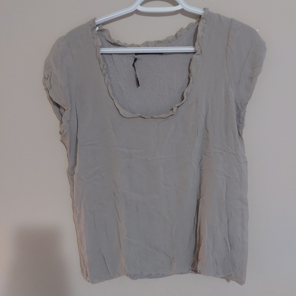 Club monaco silk top size M